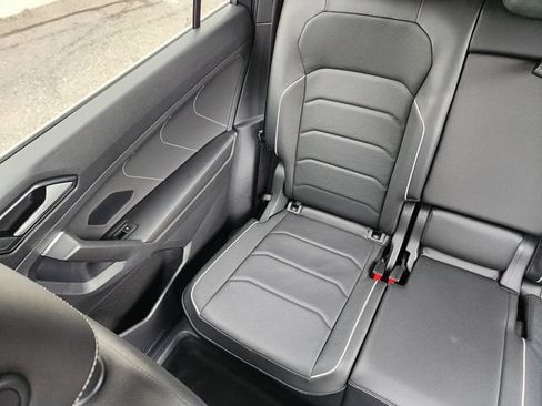 Used 2022 Volkswagen Tiguan SEL R-Line AWD/4WD image 14
