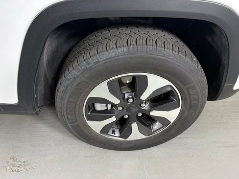 Used 2024 Jeep Grand Cherokee Limited 4xe AWD/4WD image 10