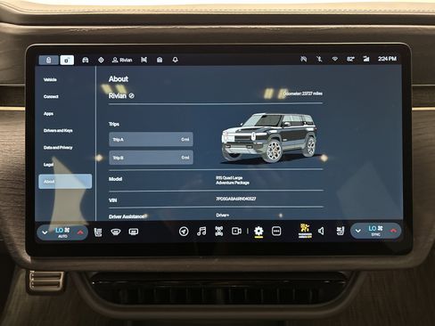 Used 2024 Rivian R1S Adventure AWD/4WD image 29