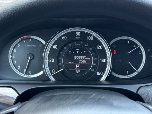 Used 2017 Honda Accord EX image 20