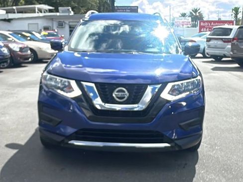 Used 2018 Nissan Rogue SV FWD image 4