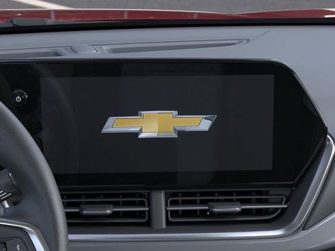 New 2026 Chevrolet Trax LT w/ LT Convenience Package FWD image 23