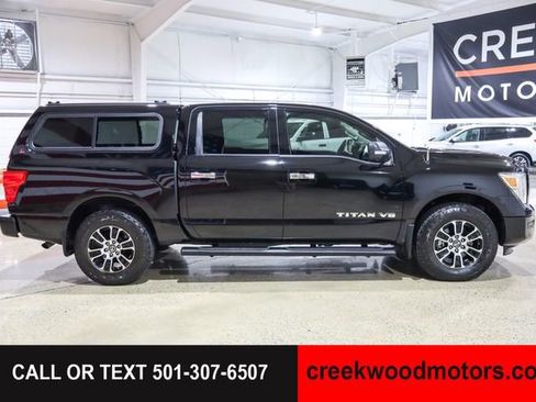 Used 2020 Nissan Titan SV w/ SV Convenience Package AWD/4WD image 24