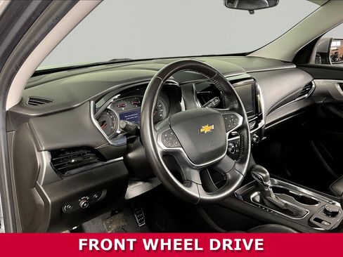 Used 2021 Chevrolet Traverse LT FWD image 17