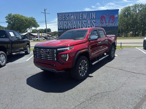 Used 2024 GMC Canyon Denali AWD/4WD image 1