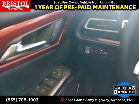 Used 2024 Chevrolet Traverse Z71 w/ Enhanced Driving Package AWD/4WD image 23