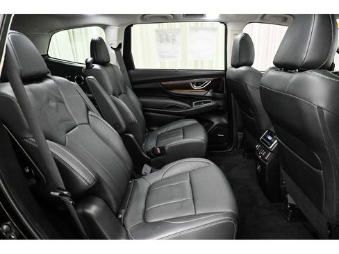 Used 2023 Subaru Ascent Touring AWD/4WD image 18