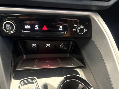Used 2025 Audi Q5 Premium Plus AWD/4WD image 35