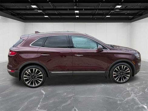 Used 2019 Lincoln MKC Reserve w/ MKC Climate Package image 6