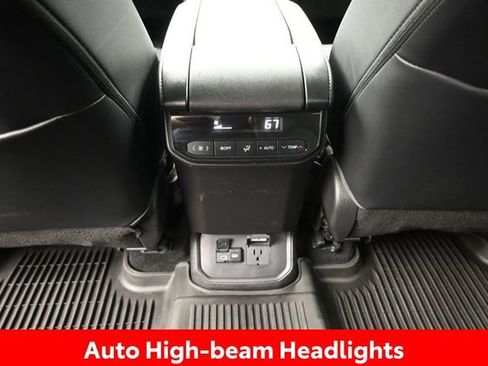 Used 2022 Toyota Highlander Limited AWD/4WD image 15