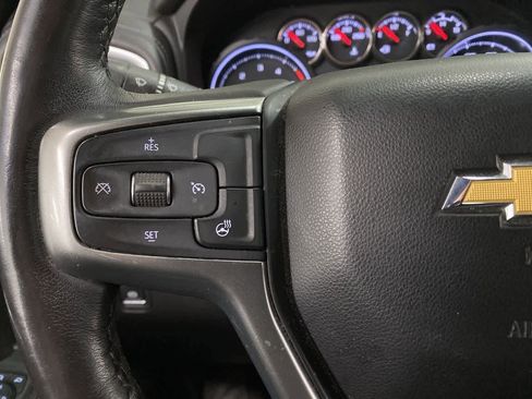 Used 2021 Chevrolet Silverado 2500 LTZ w/ LTZ Convenience Package image 21