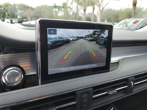 Certified 2020 Lincoln Corsair Standard w/ Convenience Package image 28