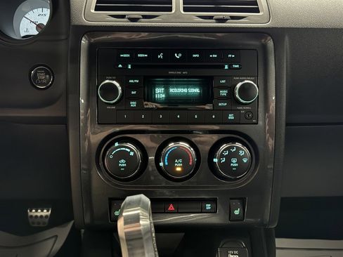 Used 2009 Dodge Challenger SRT8 w/ Spring Special Group image 29