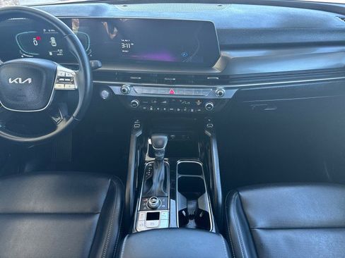 Used 2025 Kia Telluride S AWD/4WD image 10