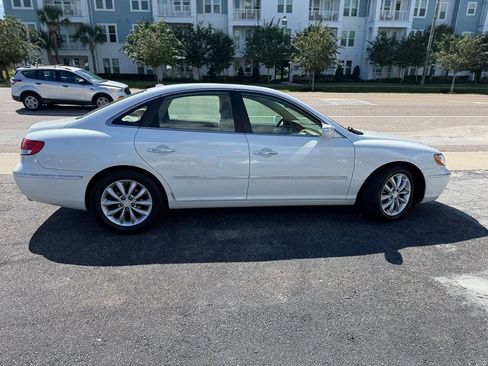 Used 2008 Hyundai Azera Limited image 9