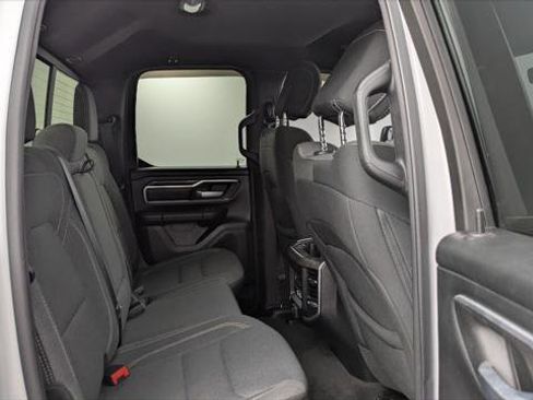 Used 2021 RAM 1500 Big Horn RWD image 18