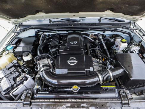 Used 2019 Nissan Frontier SV AWD/4WD image 16