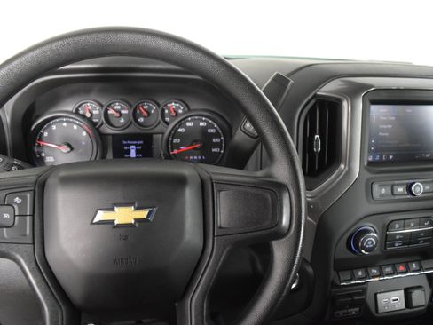 Used 2025 Chevrolet Silverado 2500 W/T w/ WT/CX Safety Package image 19