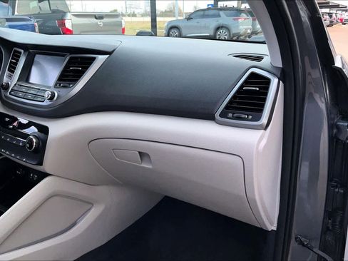 Used 2018 Hyundai Tucson SEL image 15