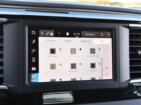 Used 2023 Chrysler Voyager LX image 13