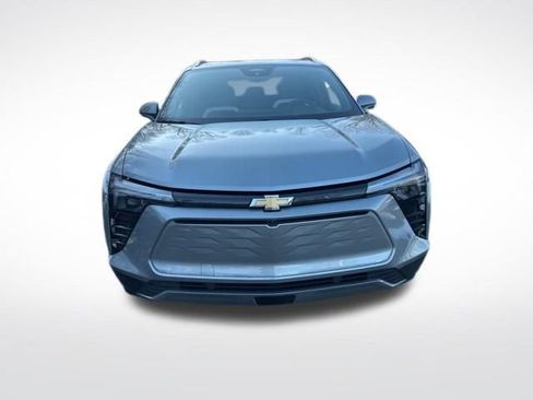 Used 2024 Chevrolet Blazer EV LT image 9