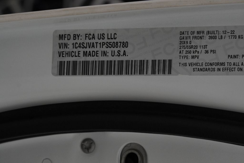 Used 2023 Jeep Wagoneer 4WD w/ Premium Group I image 52