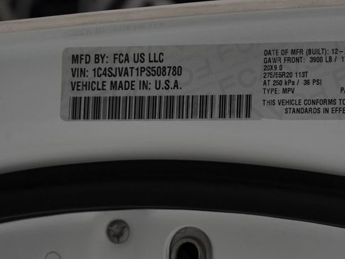Certified 2023 Jeep Wagoneer 4WD w/ Premium Group I image 52