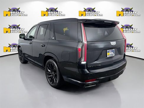 Used 2024 Cadillac Escalade Sport Platinum image 7