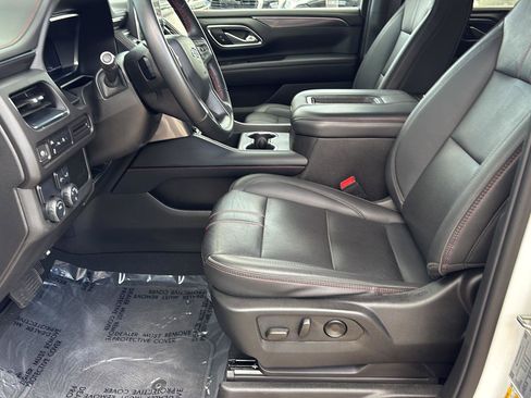 Certified 2024 Chevrolet Suburban RST image 14