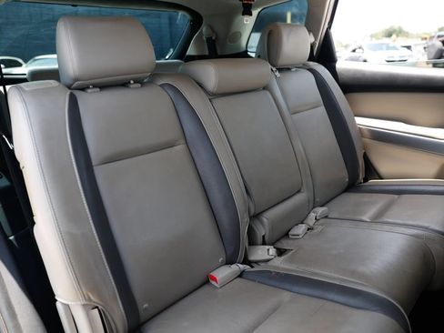 Used 2011 MAZDA CX-9 Grand Touring w/ Moonroof & Bose Audio Pkg FWD image 17