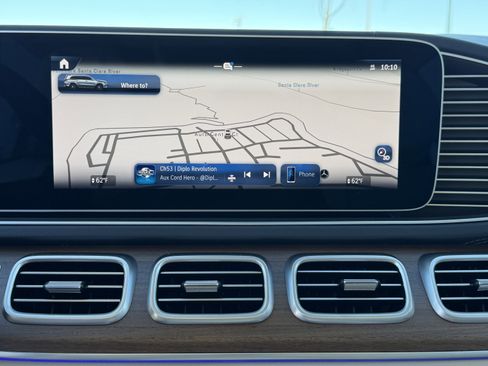 New 2026 Mercedes-Benz GLS 450 4MATIC image 26