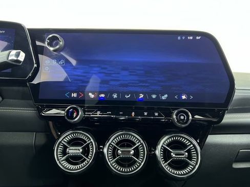 Used 2024 Chevrolet Blazer EV LT image 14