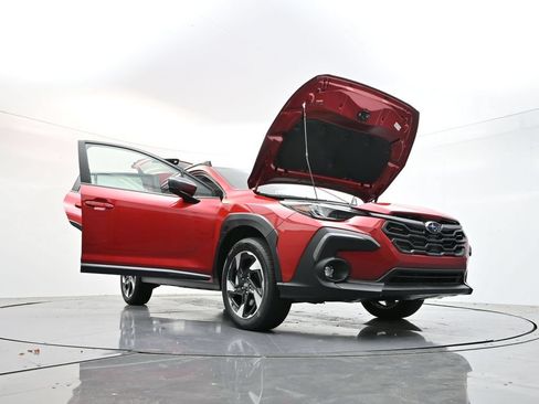 Used 2025 Subaru Crosstrek 2.5i Limited w/ Crosstrek Mirror Package AWD/4WD image 40