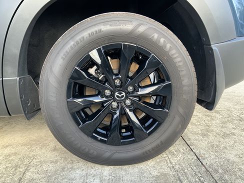 Used 2025 MAZDA CX-50 AWD 2.5 S w/ Preferred Package image 7