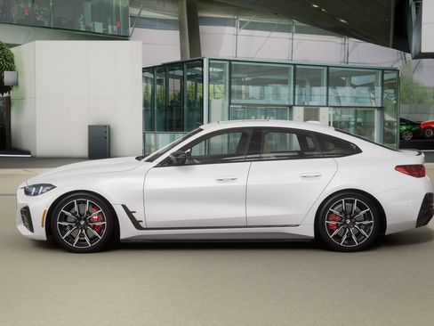 New 2026 BMW i4 eDrive40 w/ M Sport Package image 31