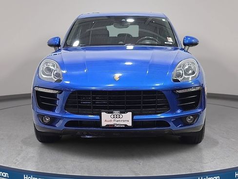 Used 2017 Porsche Macan AWD/4WD image 3