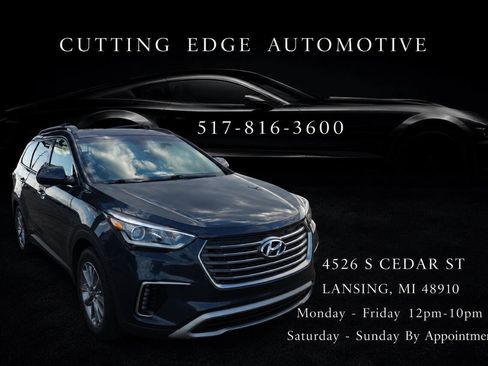 Used 2017 Hyundai Santa Fe SE AWD/4WD image 1
