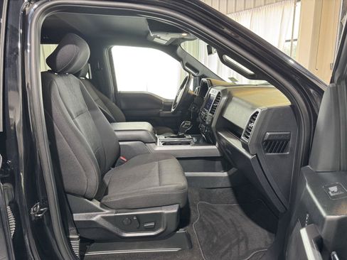 Used 2020 Ford F150 XLT w/ Equipment Group 302A Luxury AWD/4WD image 22