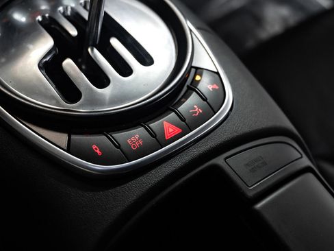 Used 2009 Audi R8 V8 image 31