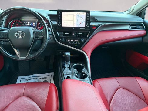 Used 2021 Toyota Camry XSE image 11