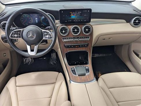 Used 2022 Mercedes-Benz GLC 300 4MATIC image 17