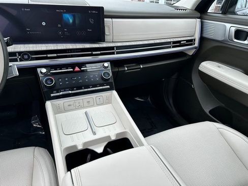 Used 2024 Hyundai Santa Fe Calligraphy image 22