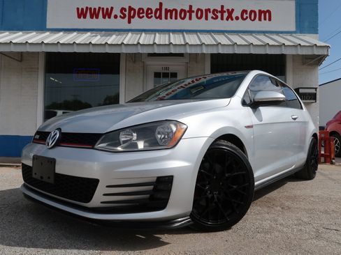 Used 2015 Volkswagen GTI SE FWD image 1
