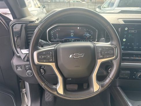 Used 2022 Chevrolet Silverado 1500 LT Trail Boss w/ Convenience Package II image 12