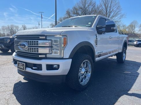 Used 2017 Ford F350 Platinum w/ Platinum Ultimate Package AWD/4WD image 2