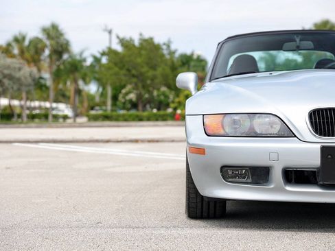 Used 1996 BMW Z3 1.9 RWD image 11