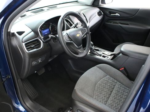 Used 2023 Chevrolet Equinox LT FWD image 23