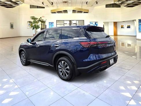 Certified 2025 INFINITI QX60 Pure image 5