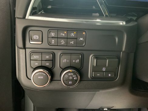 New 2026 Chevrolet Tahoe Premier AWD/4WD image 30