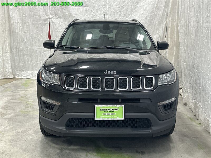 Used 2018 Jeep Compass Sport AWD/4WD image 19
